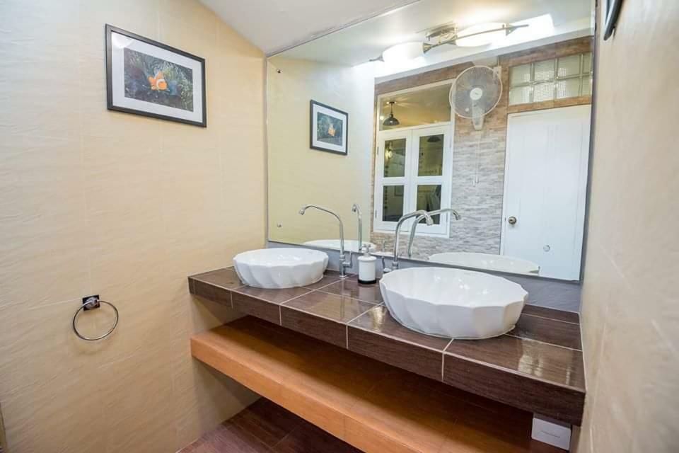 T Smy House Hostel Bangkok Kültér fotó