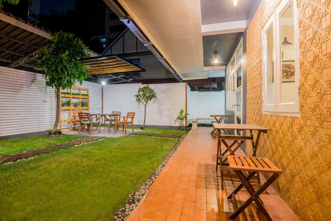 T Smy House Hostel Bangkok Kültér fotó