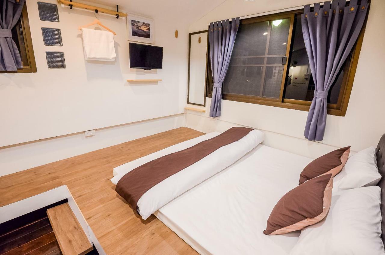 T Smy House Hostel Bangkok Kültér fotó