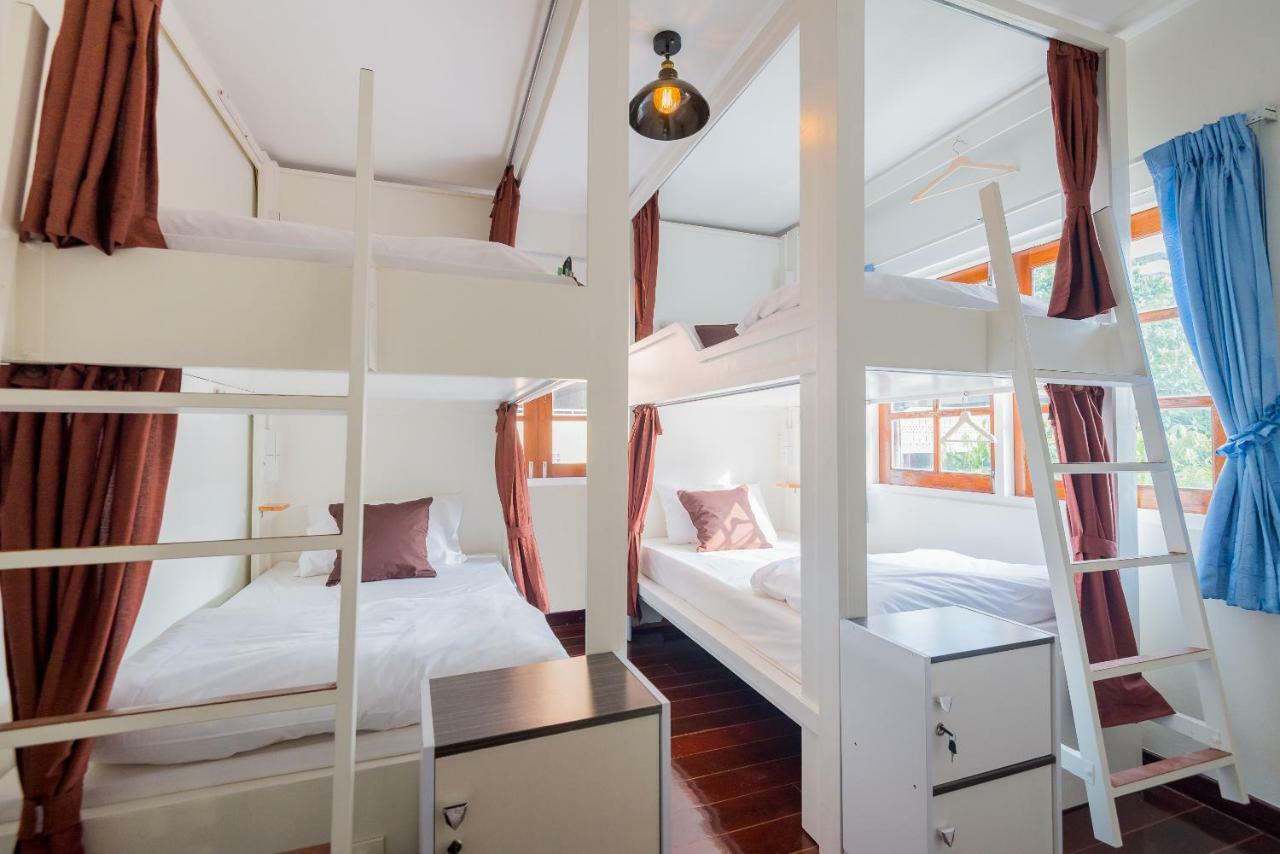 T Smy House Hostel Bangkok Kültér fotó